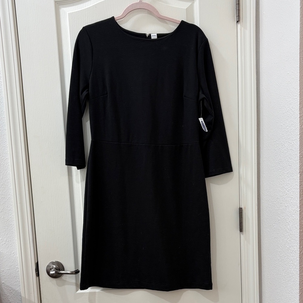 Old Navy little black dress sz L